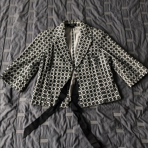 Jacket - Picture 3 of 5